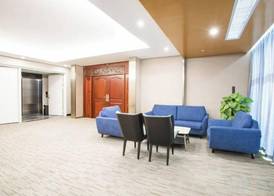 Xi . Hotel 4
