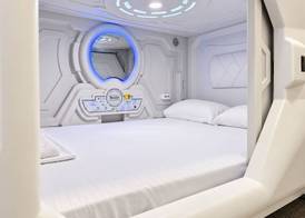 Min hostel capsules FREE Towels & Luggage Storage 5
