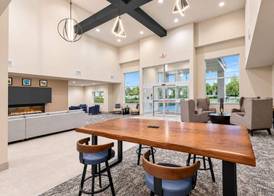La Quinta Inn & Suites by Wyndham Johnston 3