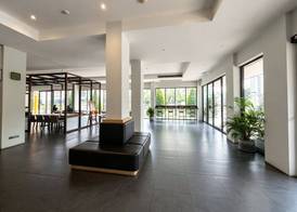 35 Bow Hotel 3