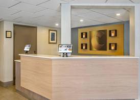 Comfort Inn Aeroport 2