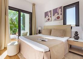 Sanders Breeze Limassol 2