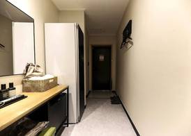 Its HOTEL 5