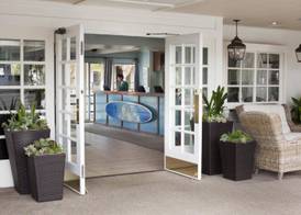 Pacific Edge Hotel 2