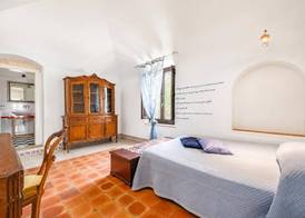 Nella Apartment With Pool 2
