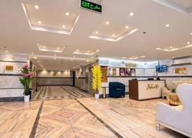 MG Crown Hotel 3 3
