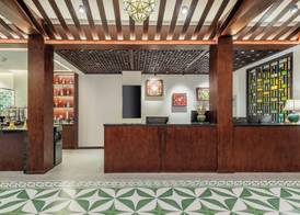 Stargazing Platform Inn - Heart of Old Canton 3
