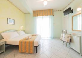 Cavalli Hotel 5