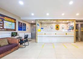 Super 8 Hotel (Liujiayao Metro Station) 3