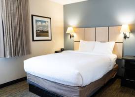 Coratel Suites Extended Stay MSP Airport Minneapolis Richfield 5