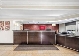 Red Roof Inn PLUS Henderson 4