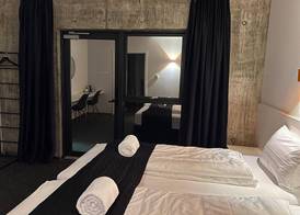 Seljavellir Guesthouse 2