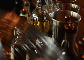 The Flushing Meadows Hotel & Bar 2