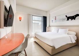 HARRIS Hotel Seminyak 5