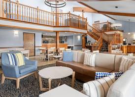 AmericInn by Wyndham Sturgeon Bay 5