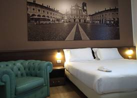 Nuovo Hotel Italia 4