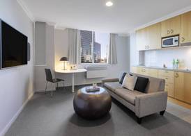 Oaks Perth Hotel 3