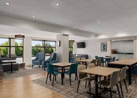 Hyatt Select Nashville Opryland 4