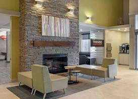 Best Western Plus Dartmouth Hotel & Suites 3