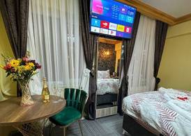 GUR ROYAL HOTEL 4