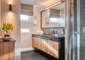 Inselhotel König 4