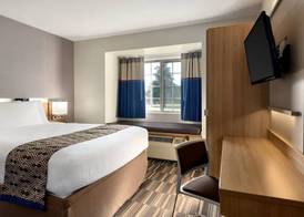 Red Stick Hotel 3