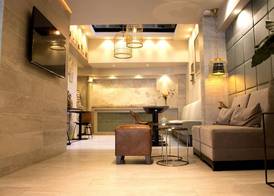Hotel The Bird 4