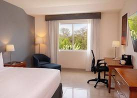 Courtyard by Marriott Playa del Carmen 5