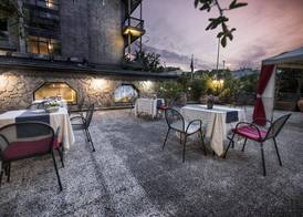 Hotel Colony 4