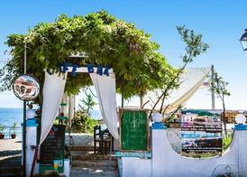 Avra Budget Beach Hotel 3