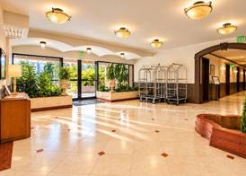Hollywood Hotel 2