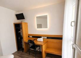Mâcon Nord Hôtel 5