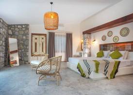 Maris Hotel 2