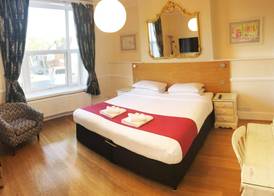 Gidea Park Hotel 5