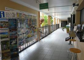 Oasis Inn Apartments 4