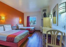 Motel 6 Beatty, NV - Death Valley 4