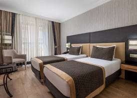 Darkhill Hotel 5