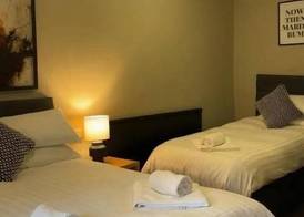 The Turf Hotel 4
