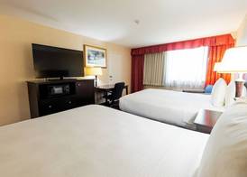 Fireside Inn & Suites Portland 5