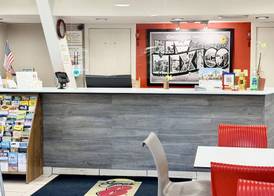 Super 8 by Wyndham Albuquerque Downtown 4