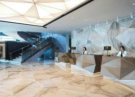 Renaissance Riverside Hotel Saigon 4
