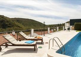 Beachouse - Surf, Bed & Breakfast 5