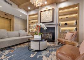 Best Western Plus Sunset Plaza Hotel 4