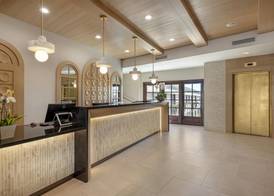 Best Western Plus Sunset Plaza Hotel 5