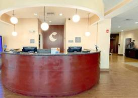 Comfort Suites Orlando International Airport 4