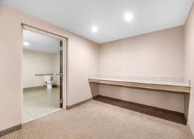 Comfort Suites Orlando International Airport 5