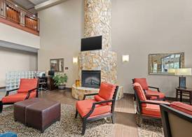 Comfort Suites Near Gettysburg Battlefield Visitor Center 2