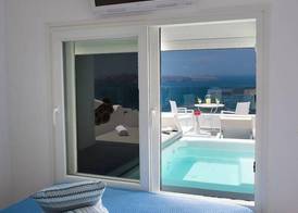 Fira Deep Blue Suites 5