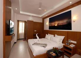 The Acacia Hotel 5