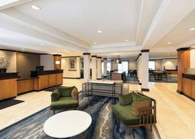 Fairfield Inn & Suites by Marriott Milwaukee Airport 4
